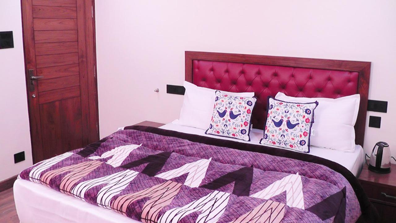Hotel Jakhu Heights شيملا المظهر الخارجي الصورة