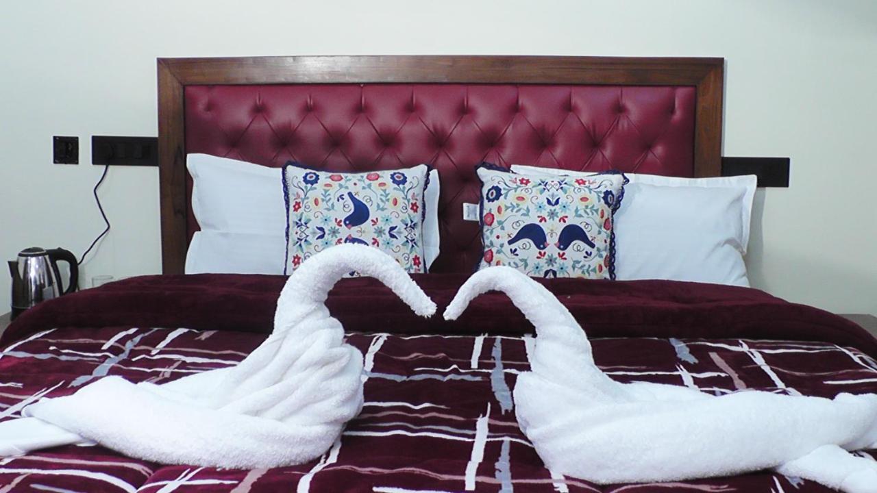 Hotel Jakhu Heights شيملا المظهر الخارجي الصورة