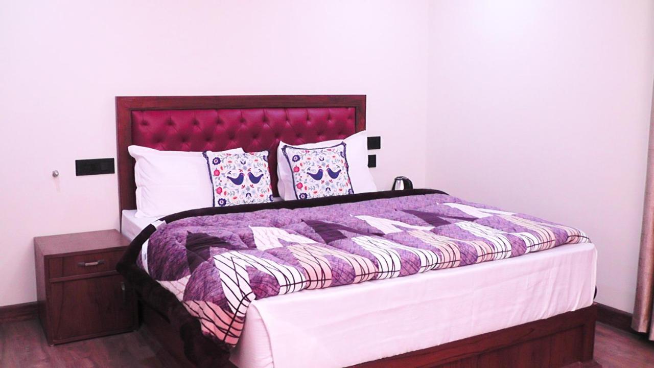 Hotel Jakhu Heights شيملا المظهر الخارجي الصورة